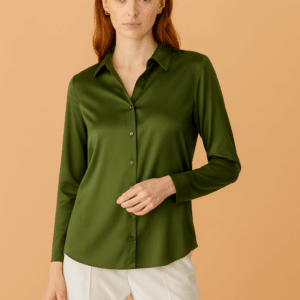 Camicia in seta con colletto classico