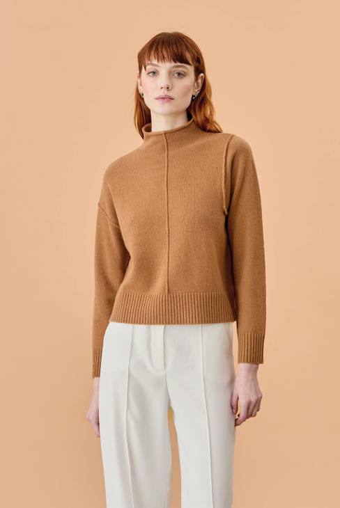 Maglia in lana e cashmere con collo alto