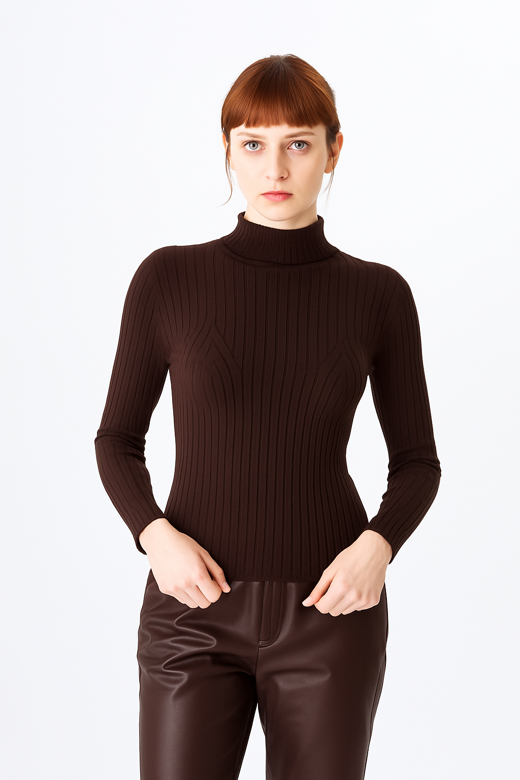 Dolcevita in viscosa elasticizzata a costine - immagine 3