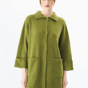 Cappotto in lana con collo a camicia