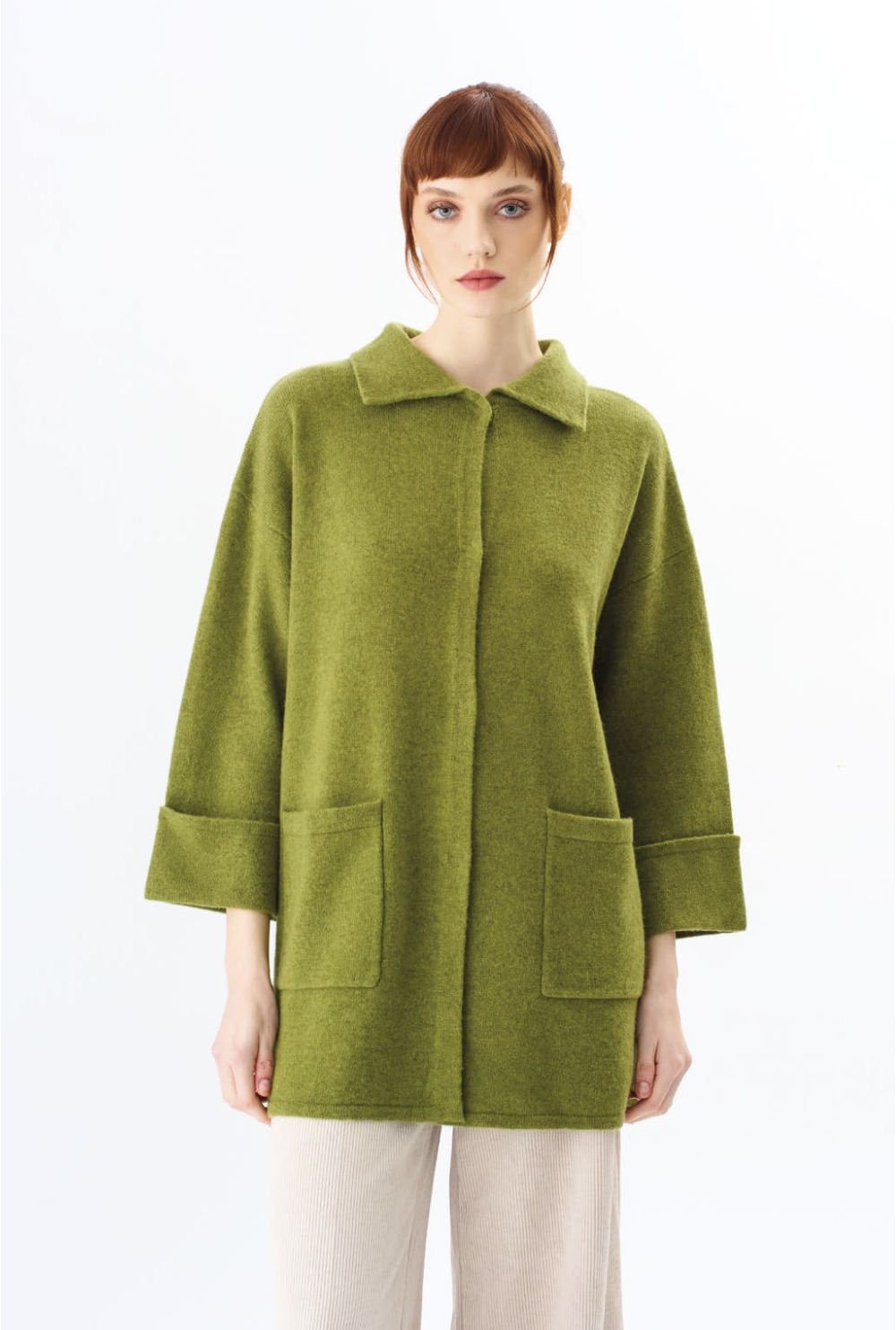 Cappotto in lana con collo a camicia